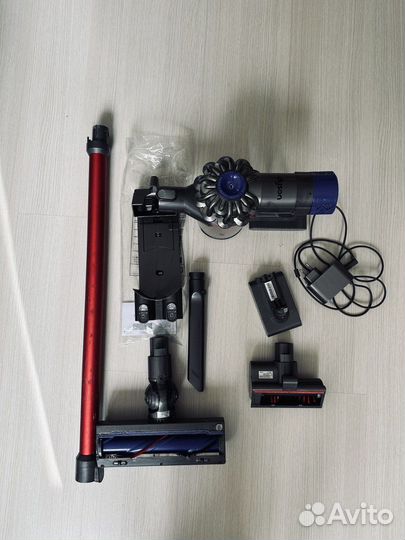 Беспроводной пылесос Dyson v6