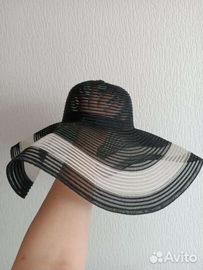 Шляпа летняя