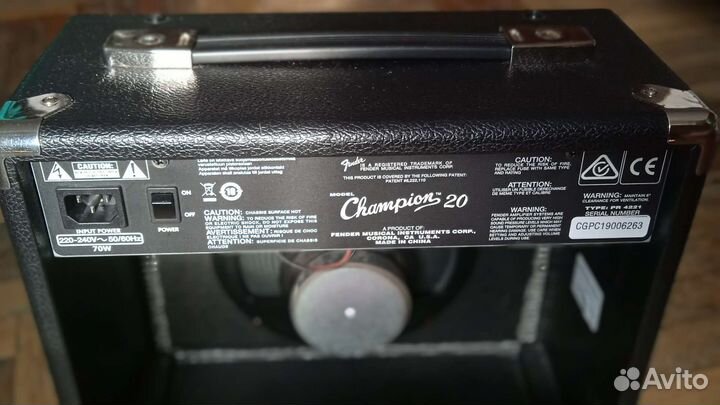 Гитарный комбоусилитель fender