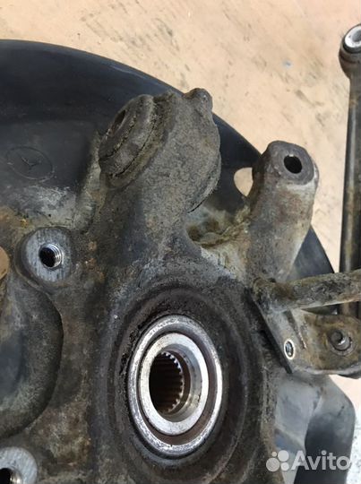 Ступица задняя правая Мерседес W124(1016)