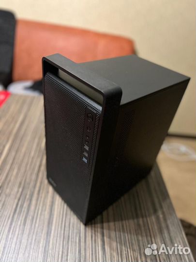 Корпус компьютерный AeroCool с 3 куллерами