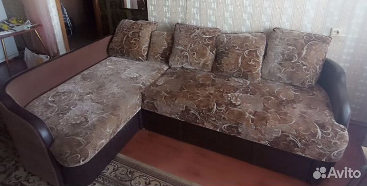 Угловой диван