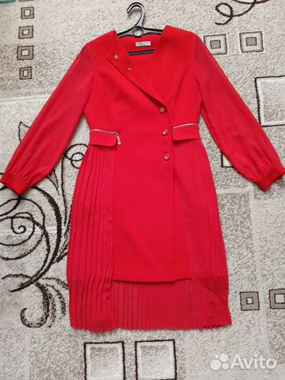 Нарядное платье