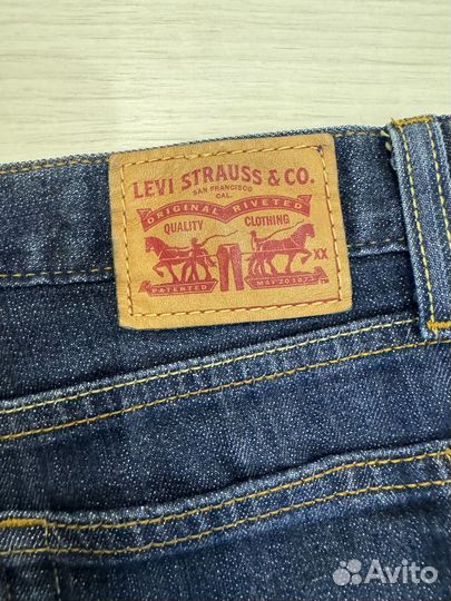 Джинсы levis и guess (2 штуки)