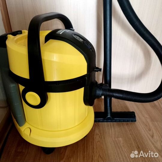 Моющий пылесос Karcher SE 4001