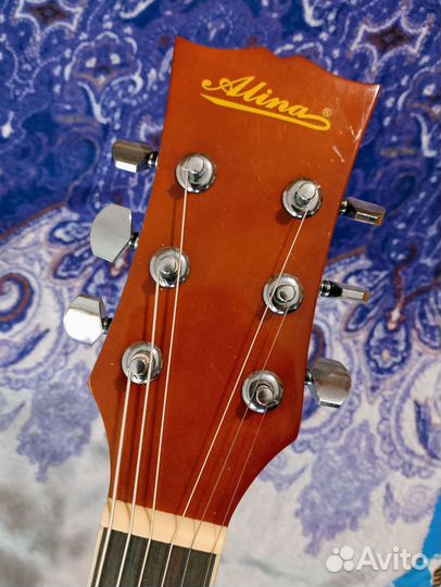 Акустическая гитара Alina
