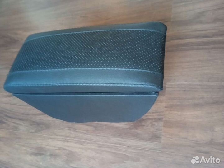 Подлокотник volkswagen polo sedan