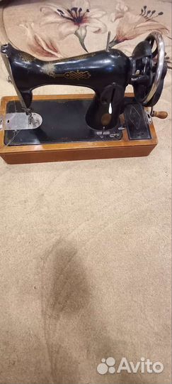 Швейная машина Подольск ручная бу