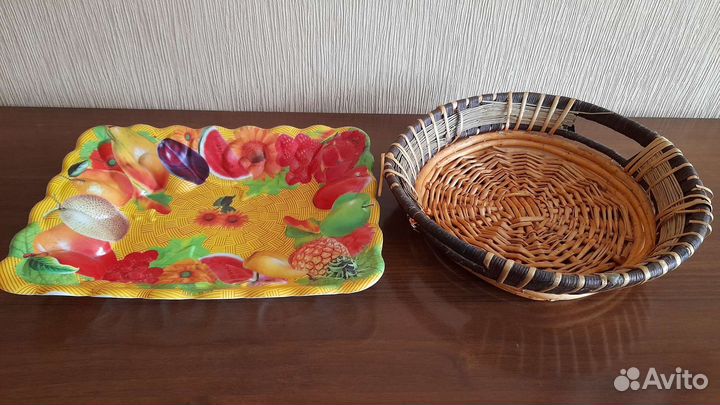 Блюдо и сухарница