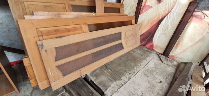 Двери межкомнатные из массива