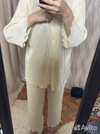 Брючный костюм женский