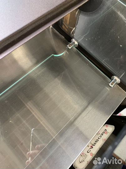 Кондитерская витрина