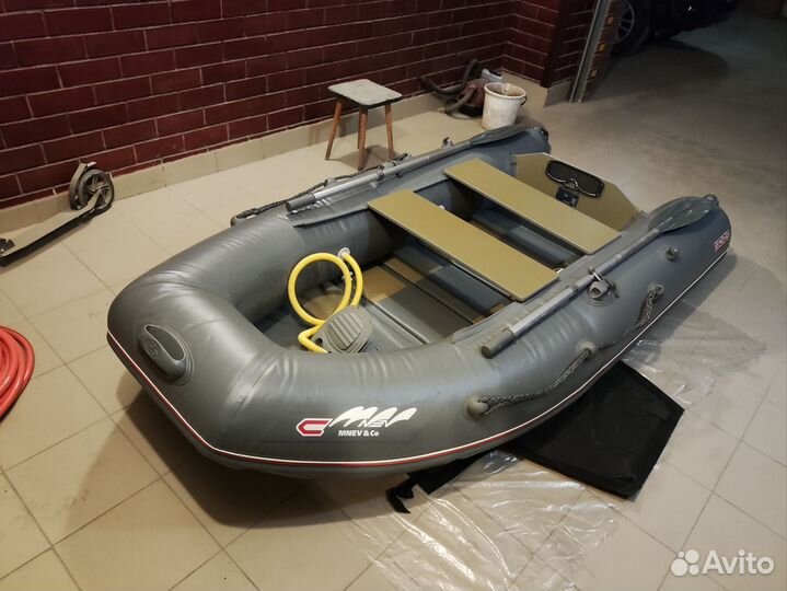 Надувная лодка Кайман N-275