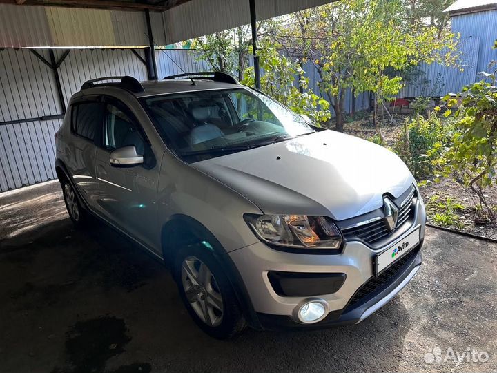 Renault Sandero Stepway 1.6 AT, 2017, 105 000 км