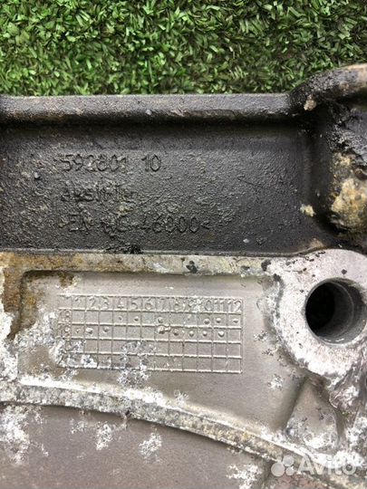 Крышка блока грм Bmw 2-Series F44 B38A15A 2020