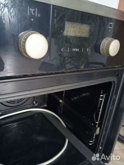 Духовой шкаф