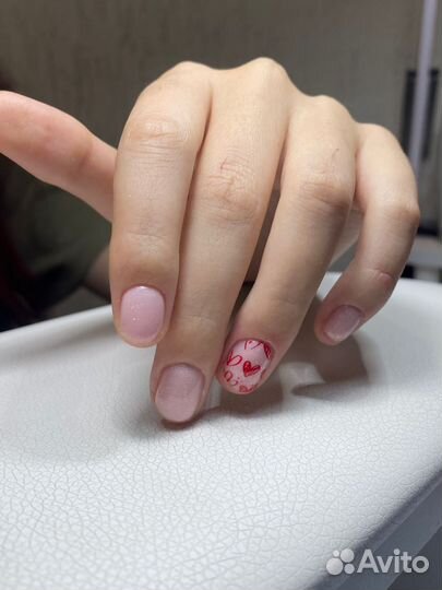 Мастер маникюра