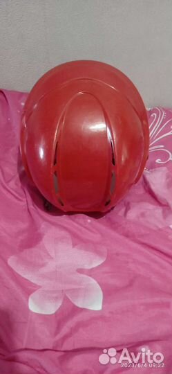 Хоккейный шлем