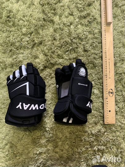 Краги хоккейные CCM