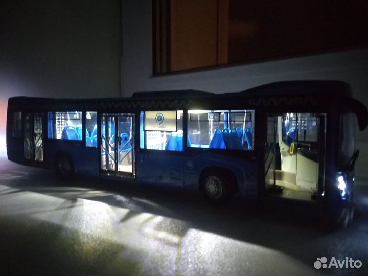 Автобус Камаз Нефаз 5299 Мосгортранс 1:43