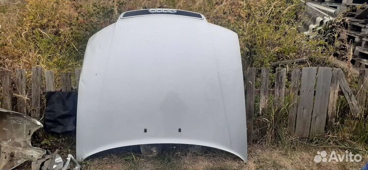 Капот audi 100 с4