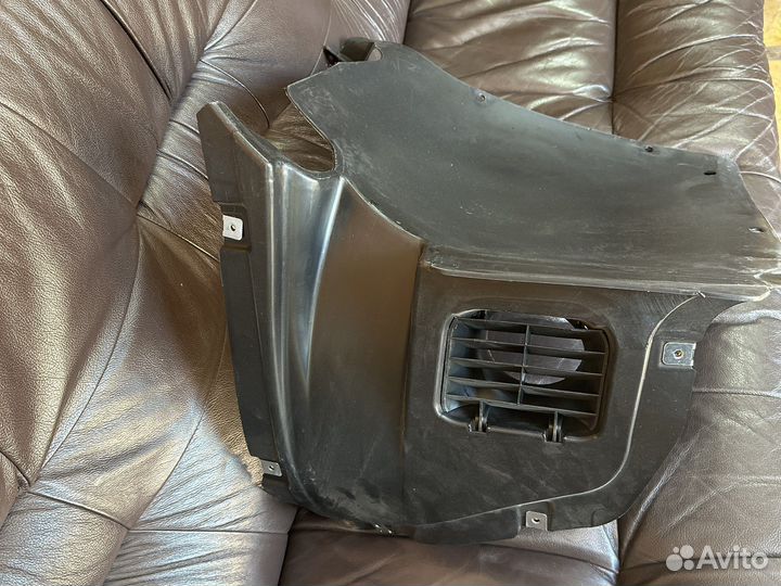 Подкрылок передний Правый Локер Панамера 970