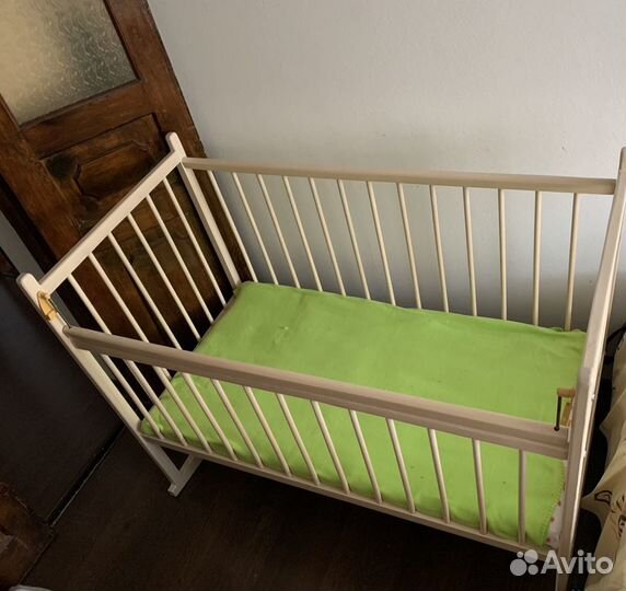Детская кроватка
