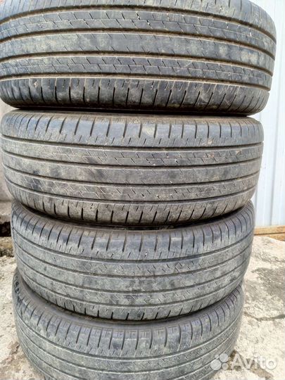 Bridgestone Dueler H/L 33 225/60 R18