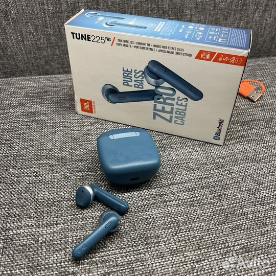 Беспроводные наушники JBL Tune 225 TWS синие б/у
