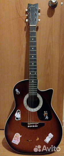 Акустическая гитара