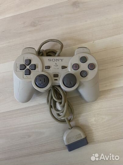Два геймпада playstation 1