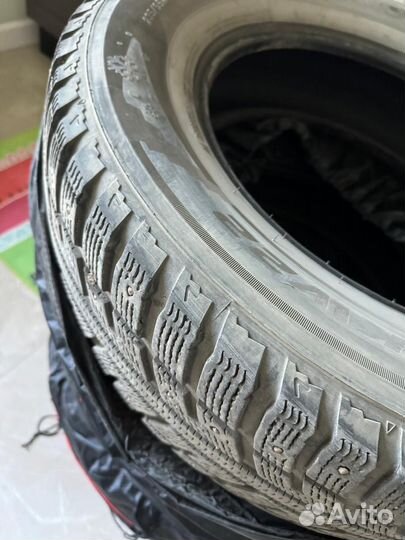 Kumho 722 235/65 R17