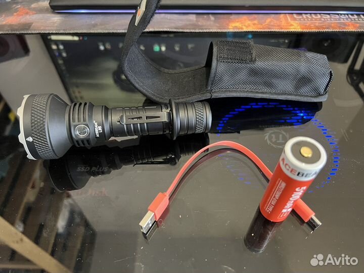 Фонарик светодиодный аккумуляторный AceBeam L35