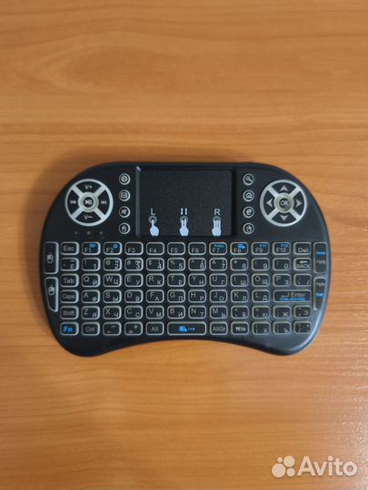 Bluetooth клавиатура с тачпадом