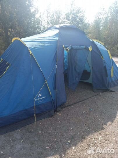 Палатка туристическая 4 местная бу