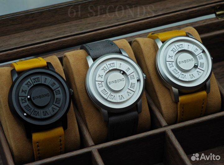 Часы с шариками