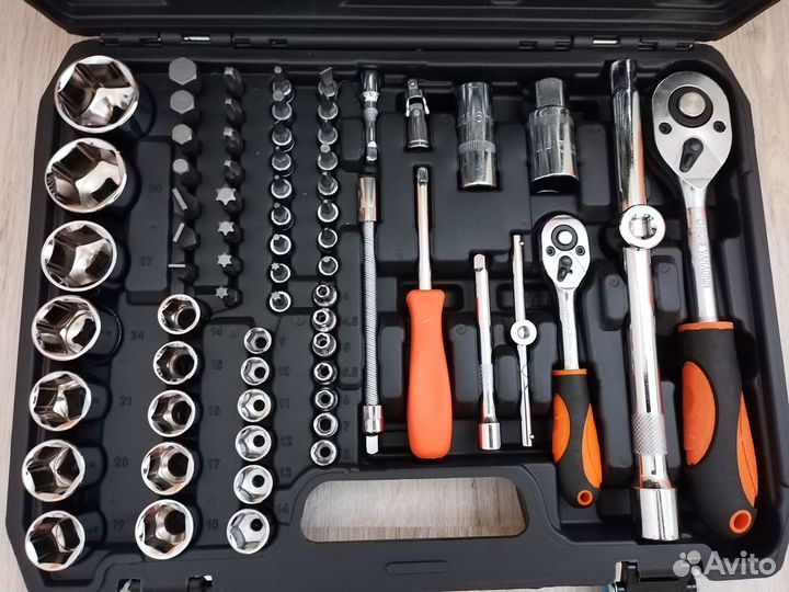 Набор инструментов 82