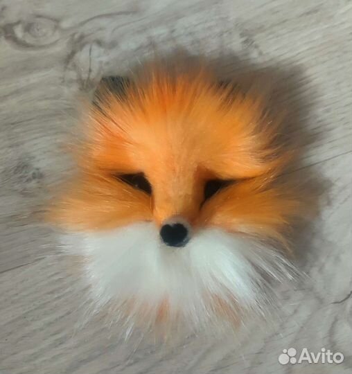 Брошь на кнопочках