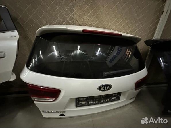 Крышка багажника Kia Sorento Prime