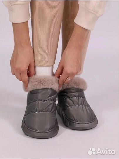 Дутики женские зимние