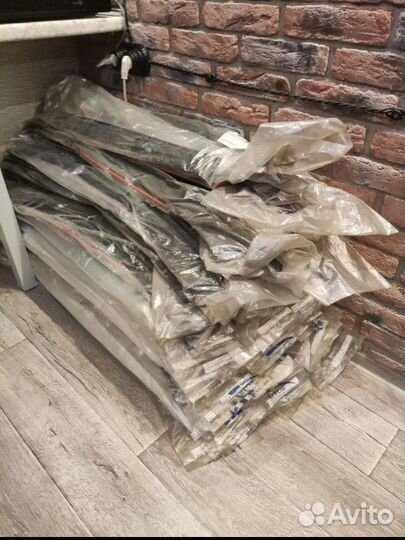 Ветровики, дефлекторы капота в наличии