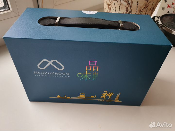 Набор подарочный с чаем и чашкой для заваривания