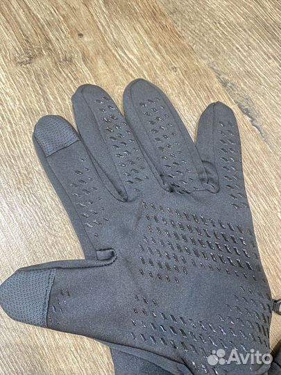 Перчатки Nike