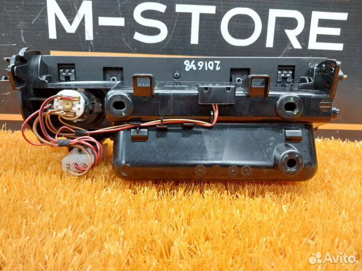 Пепельница Bmw 7-Series F01 N55B30A 2013