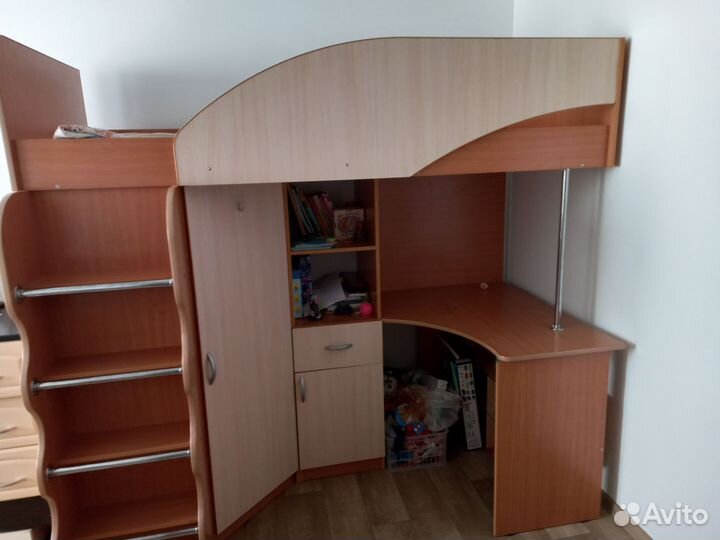 Кровать чердак