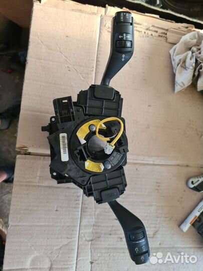 Подрулевые переключатели Ford Focus 2008