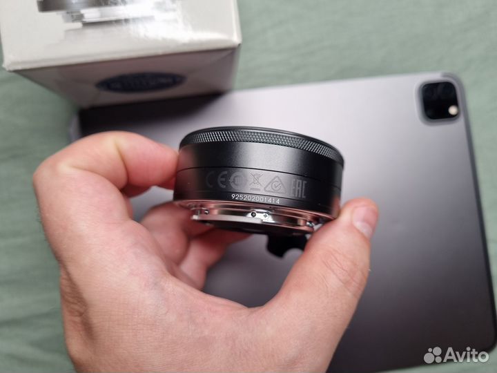 Canon efm 22mm f2.0 STM