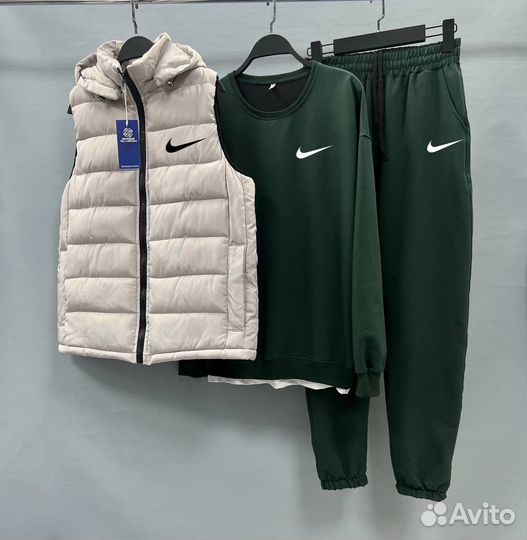 Осенний мужской спортивный костюм