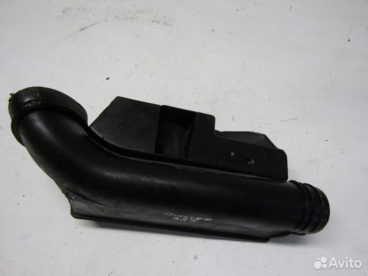 Резонатор воздушного фильтра Duster 2012