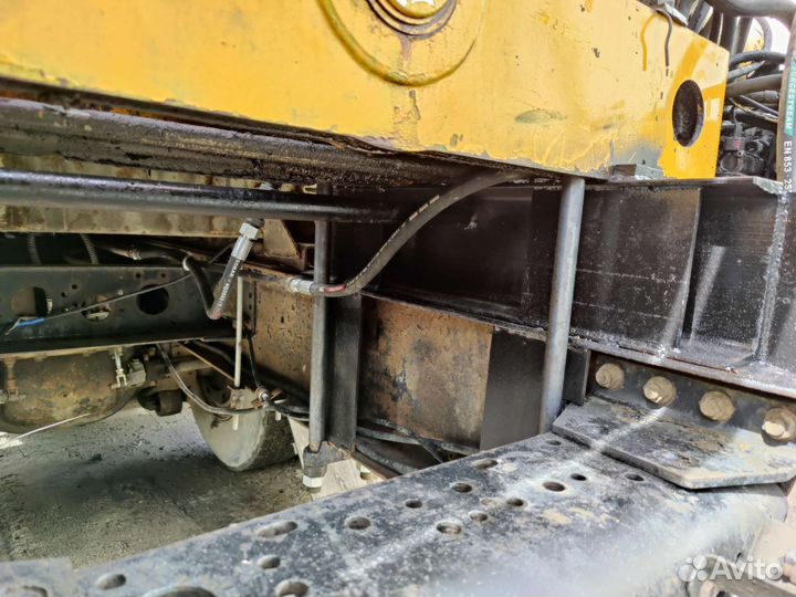 МАЗ 6303А5-321 с КМУ, 2012